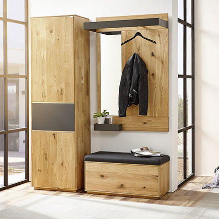 Waldwelt Garderobe aus Holz