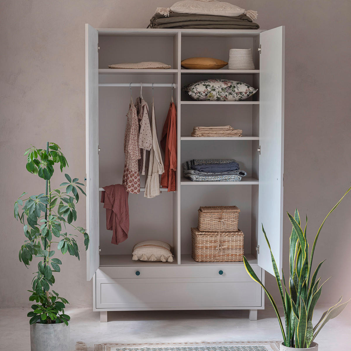 SKŘÍŇ 2DVEŘOVÁ Gabriel Béžová - béžová, kompozitní dřevo (117/197/50cm) - Petits-meubles