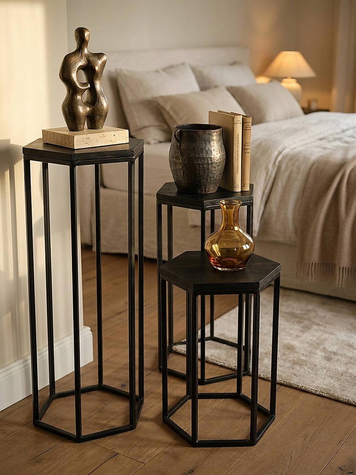 BEISTELLTISCHE 3er Set Massivholz und Metall in Hexagon-Form - Schwarz, Holz/Metall (35/35/90cm) - KADIMA DESIGN