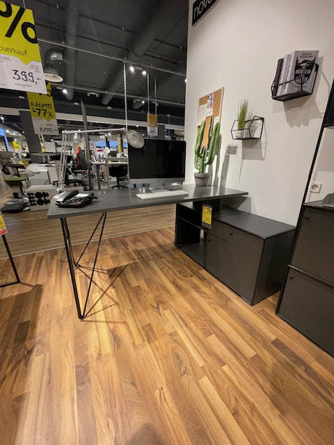 ECKSCHREIBTISCH - Novel