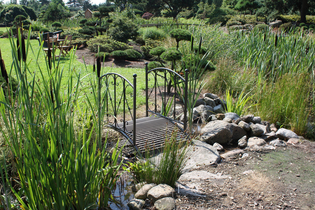 GARTENBRÜCKE Doha Geländer Antik-Optik Stahl Braun-Schwarz 94,5x81,5x120,5cm - Braun, Metall (120.5/81.5/94.5cm) - DELUKE