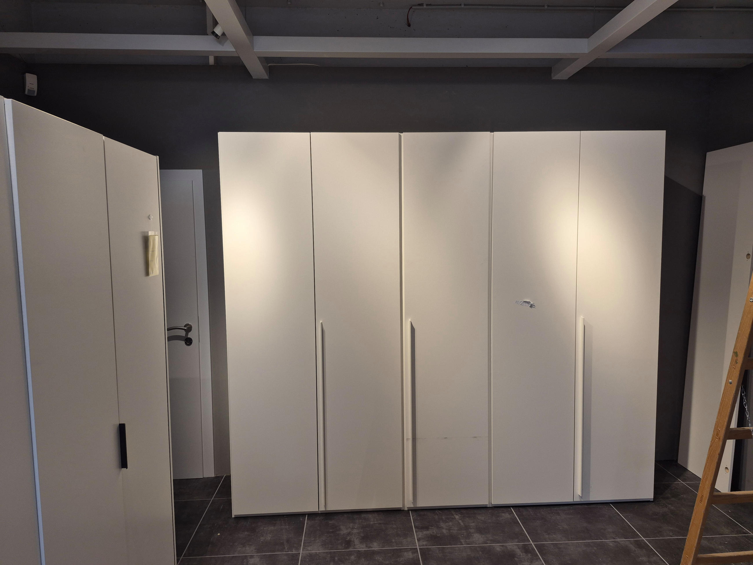 Drehtürenschrank Pronto - Novel