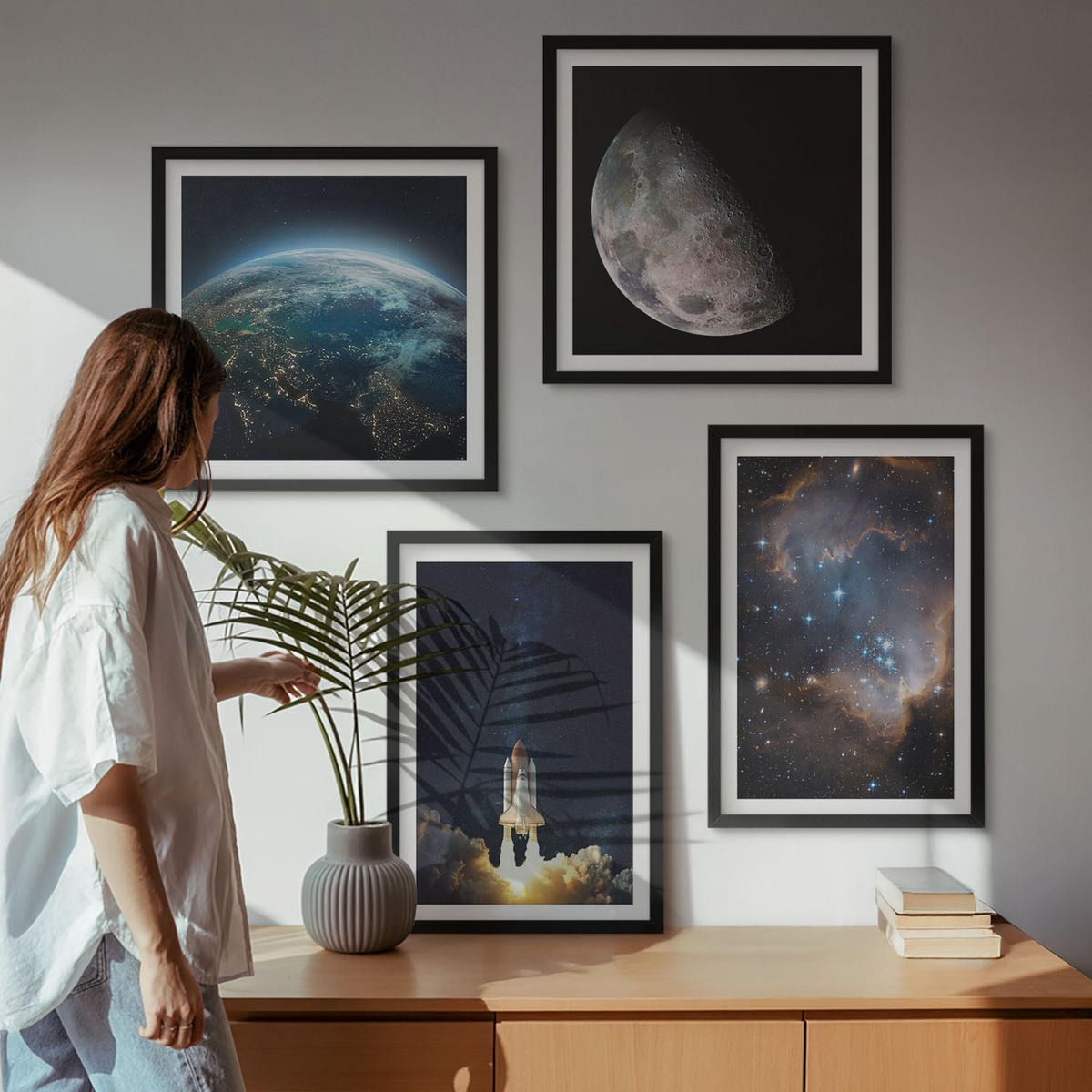 BILDER SET 4er Set - 50x50 cm & 40x60 cm Schwarzer Rahmen - Weltraum Erde Rakete Galaxie - Schwarz, Kunststoff (50/50cm) - TULUP