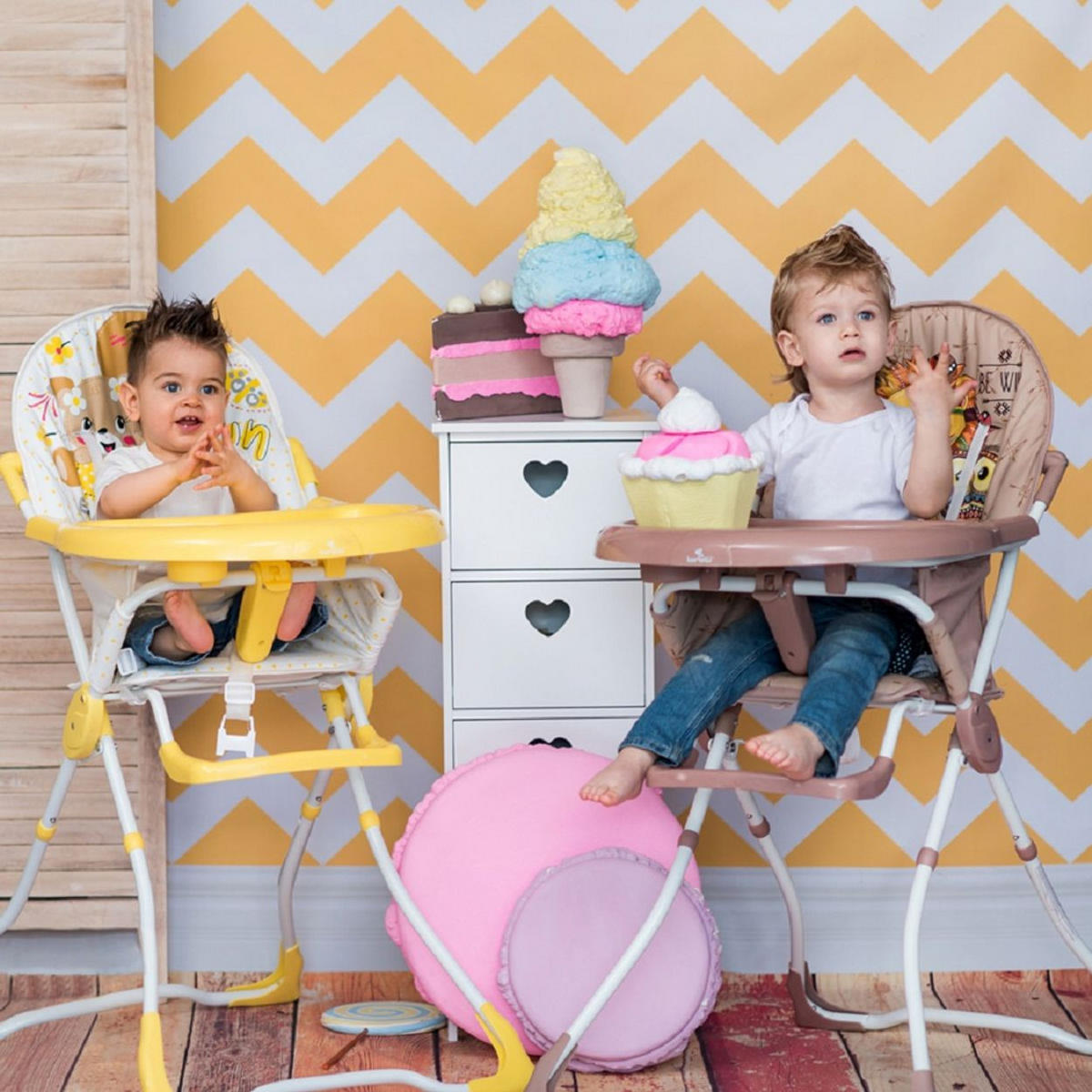 HOCHSTUHL Marcel weiß klappbar, Bechervertiefung, abwaschbarer Stoff - Weiß, Kunststoff (62/112/80cm) - Lorelli