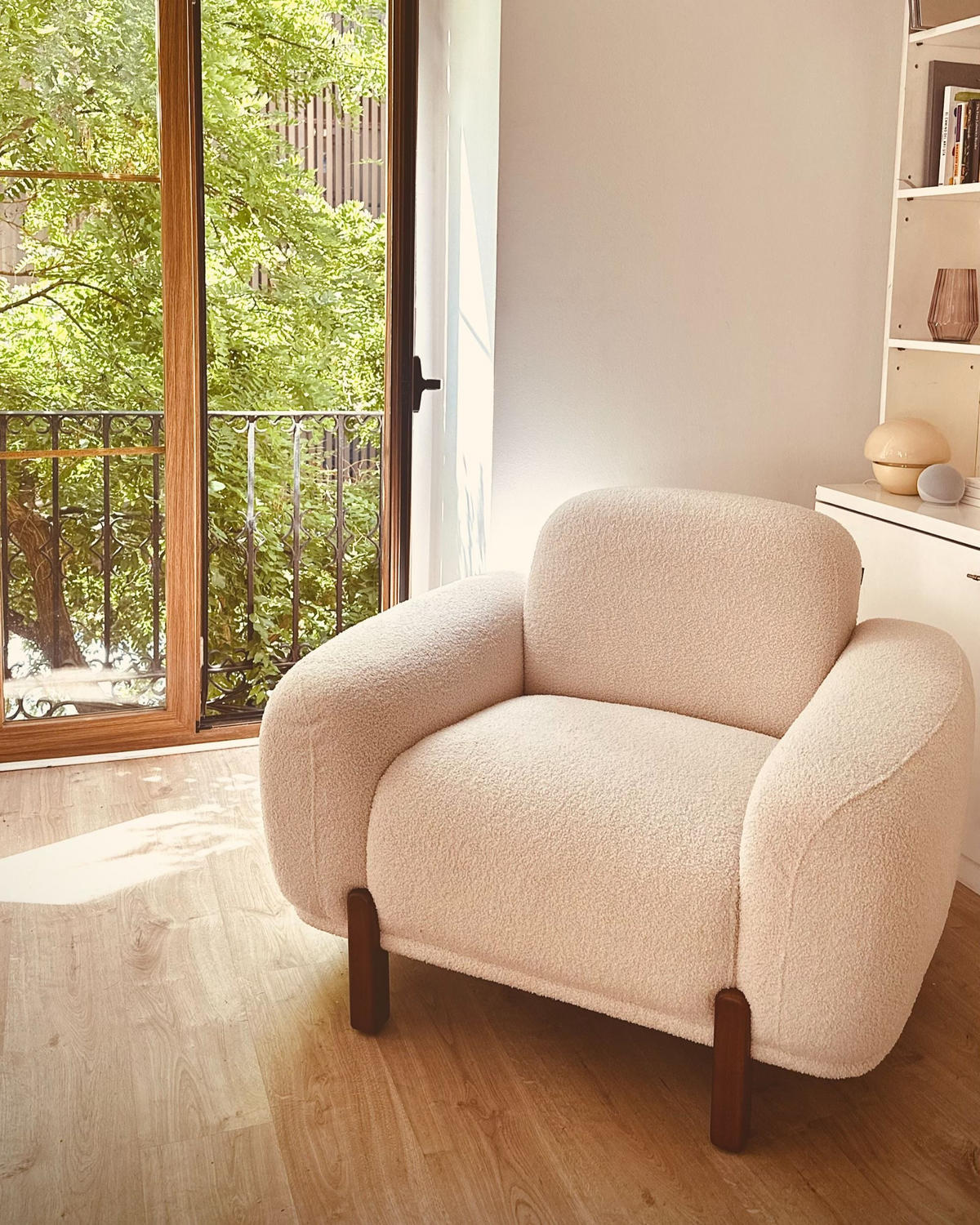 SESSEL Bouclé Weiß Odnes - Dunkelbraun, Textil (110/81/90cm) - Beliani