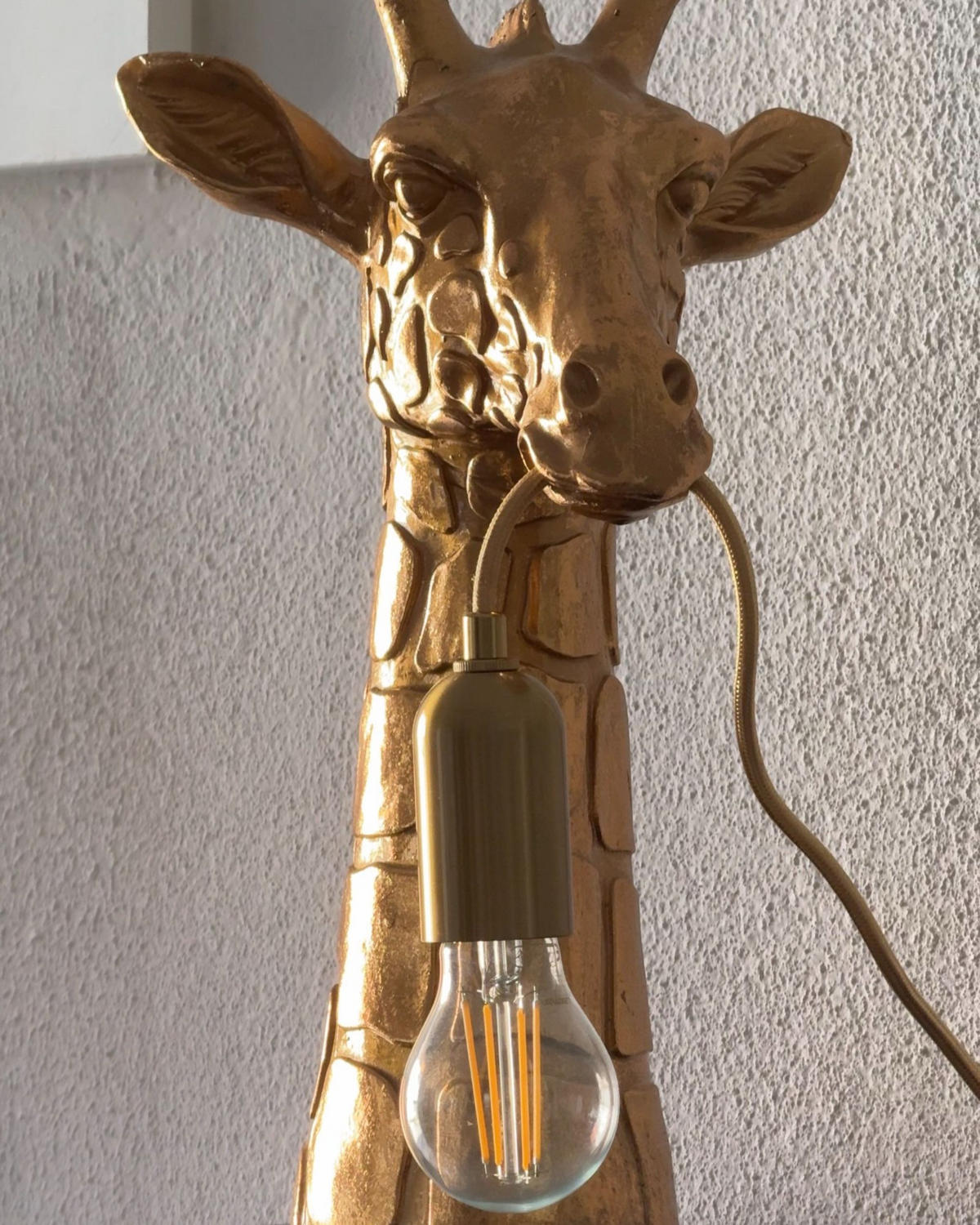 TISCHLAMPE Giraffe Gold Malaika - Messingfarben/Goldfarben, Kunststoff (23/16/40cm) - Beliani
