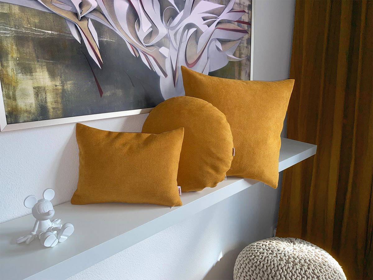 XL-NACKENROLLENHÜLLE FarbTon Chenille-Haptik curry-gelb 70/25 cm - Currygelb, Textil (25/70cm) - beties Heimtextil
