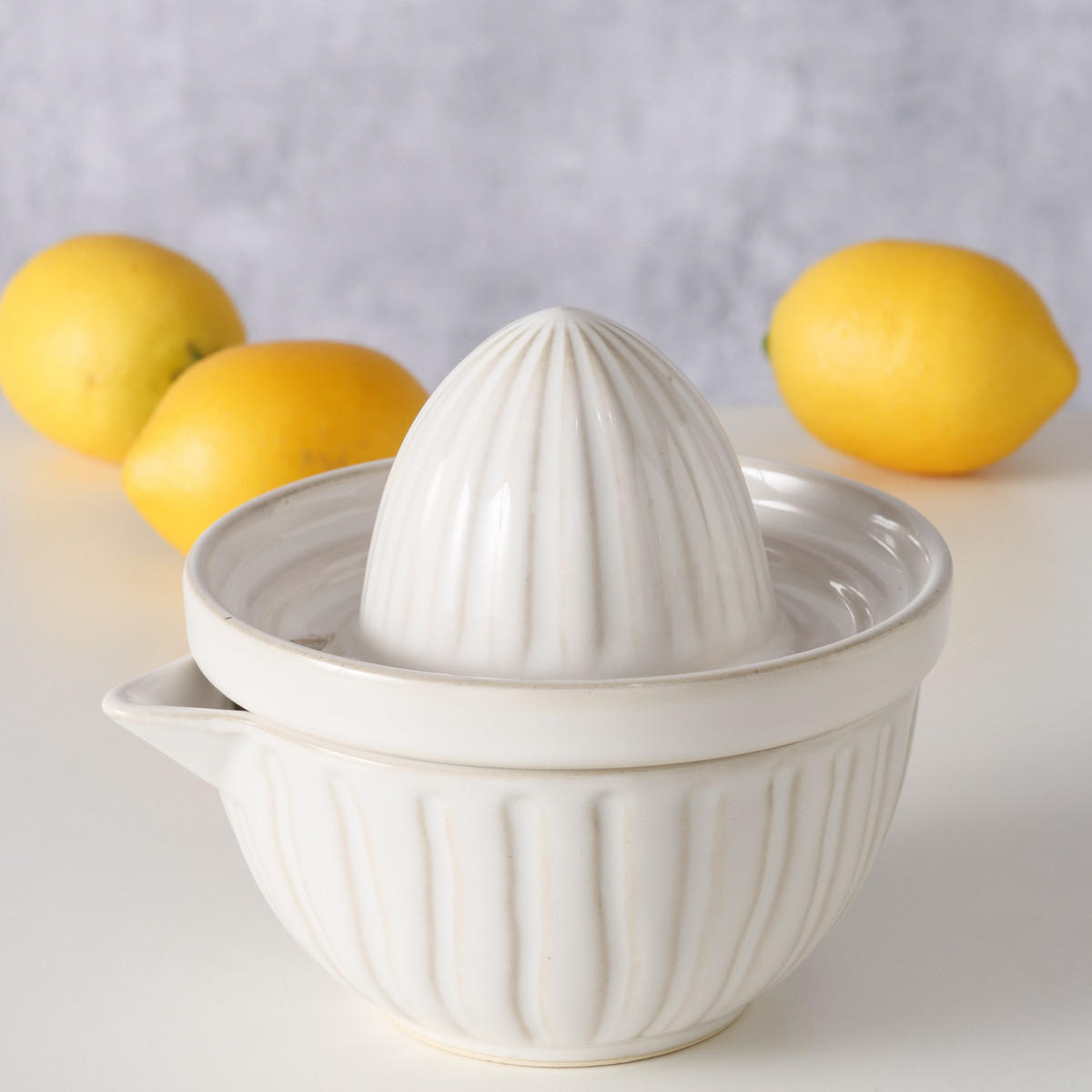ZITRONENPRESSE Keramik Evyna 250 ml - Weiß, Keramik (11.3/10.5/11.3cm) - Boltze Home