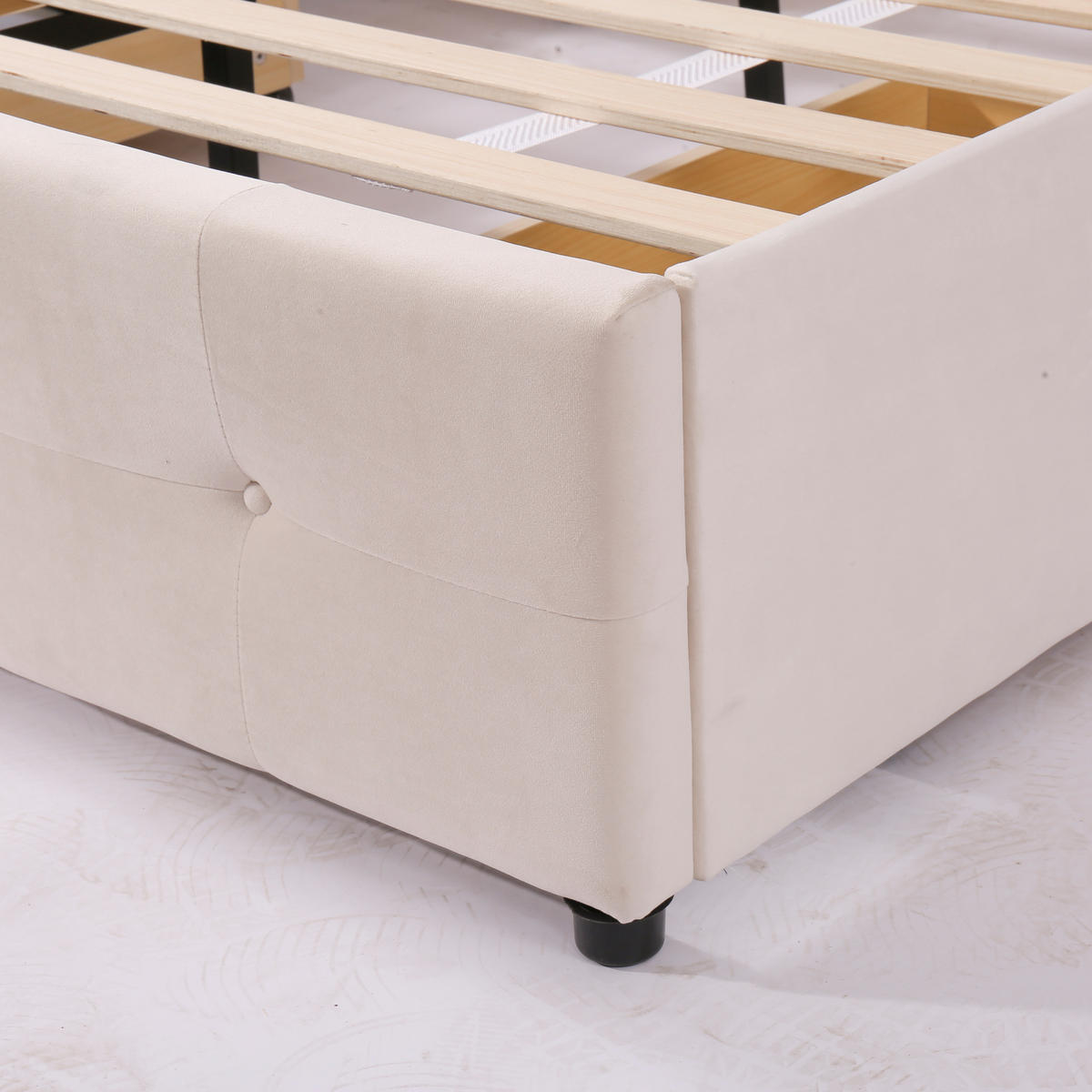 POLSTERBETT 140/200 cm in Cremeweiß Samt mit Bettkasten - Creme, Holzwerkstoff/Textil (140/200cm) - WISHDOR