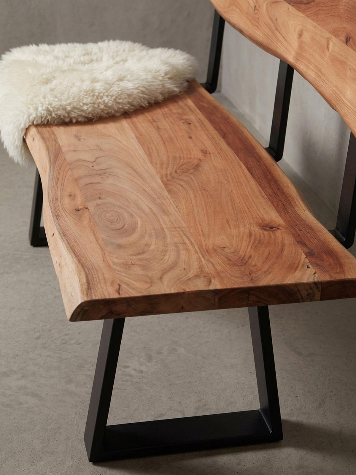 ESSZIMMERBANK Landhausstil Baumkante Akazienholz, Beige 180x60x84 cm - Beige/Schwarz, Holz/Metall (180/84/60cm) - KADIMA DESIGN