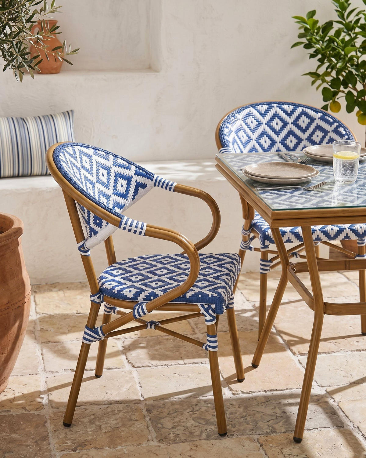 GARTENSTUHL 4er-Set Polyrattan Blau/Weiß Caspri - Weiß, Kunststoff (41/81/51cm) - Beliani