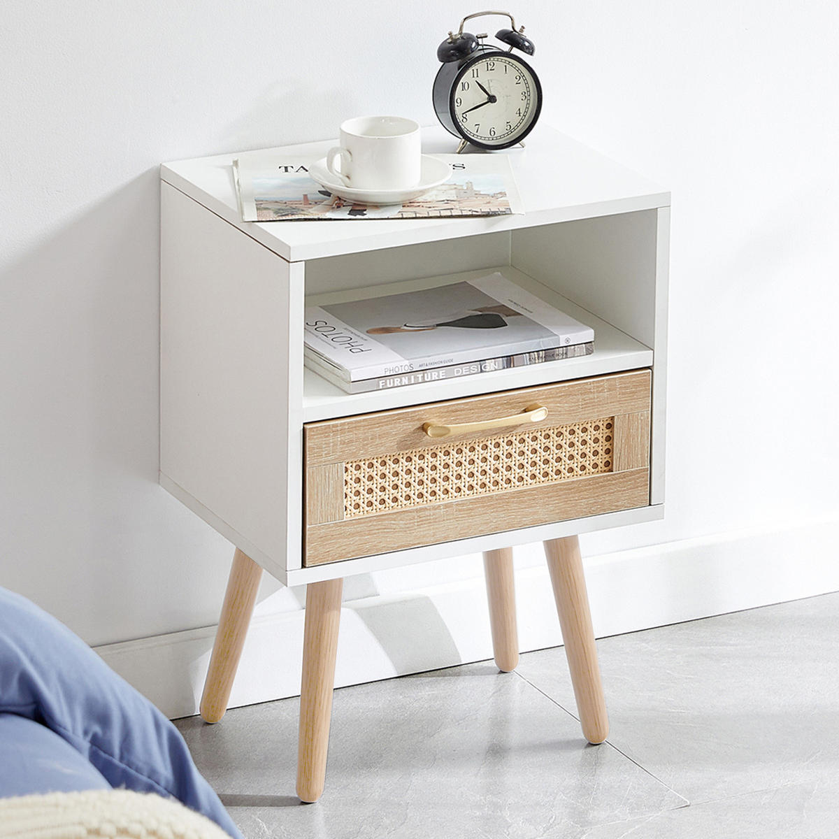 NACHTTISCH 40/30/55 cm in Weiß/Natur mit Rattanfront und Schublade - Hellbraun, Holzwerkstoff (30/55/40cm) - Flora Grace