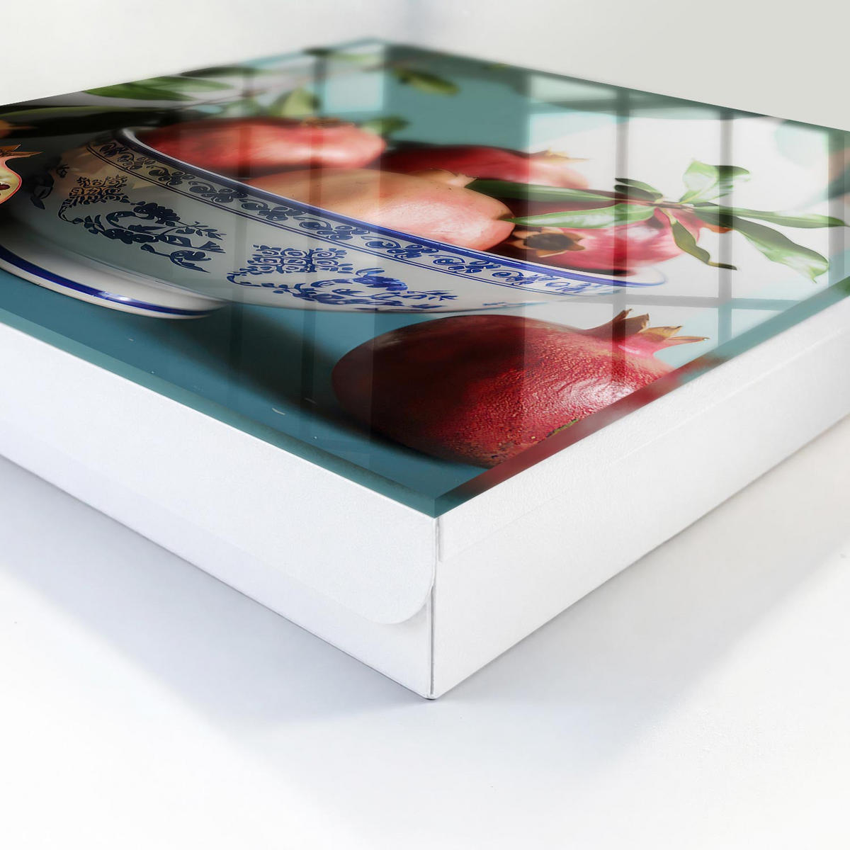 SCHLÜSSELBOX Weiß 30x30 cm – Türöffnung nach rechts - Granatapfel - Rot, Metall (30/30/5cm) - TULUP