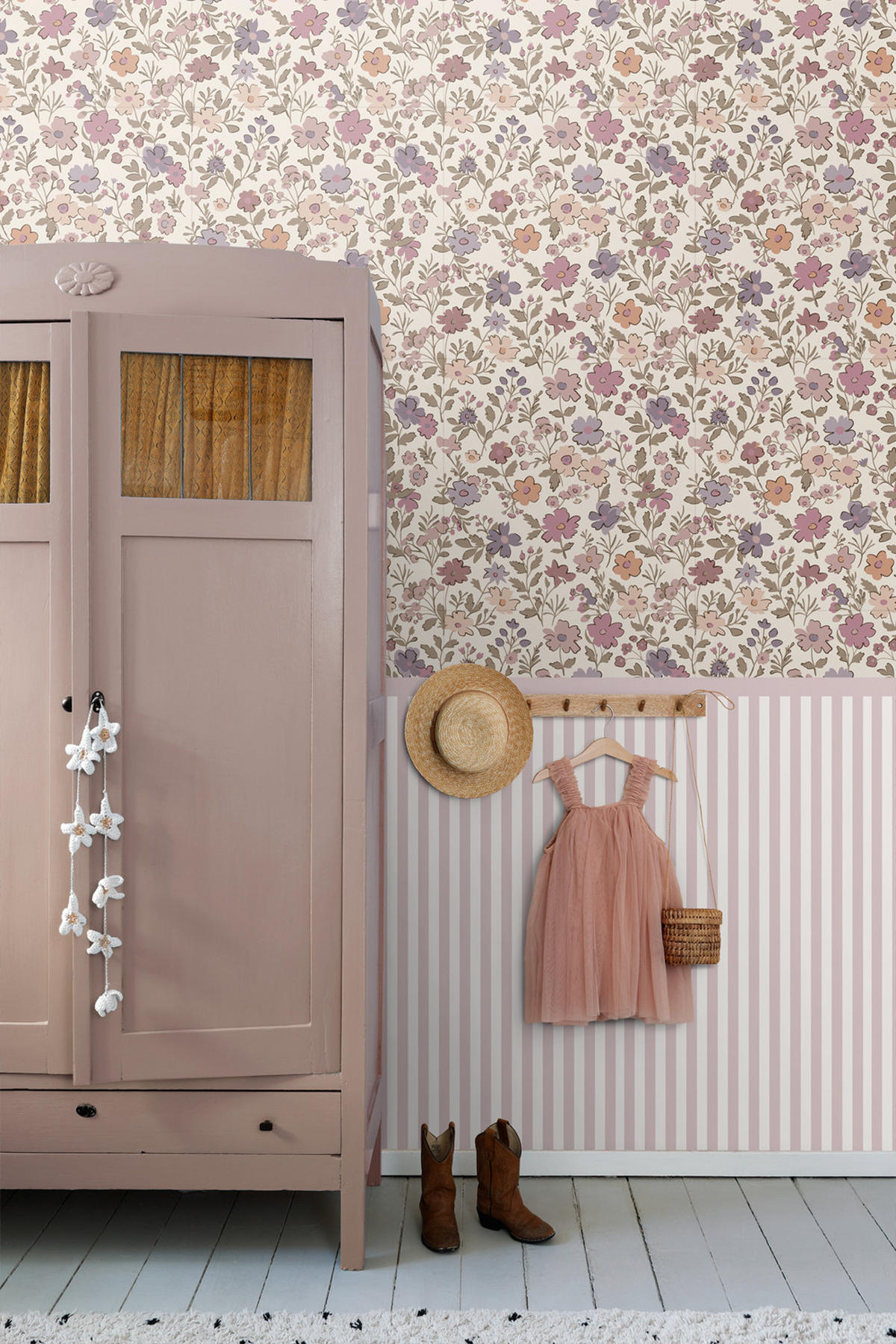 TAPETE Blumen 53 cm x 10.05 m - Lila, Papier (53/0.1cm) - ESTAhome