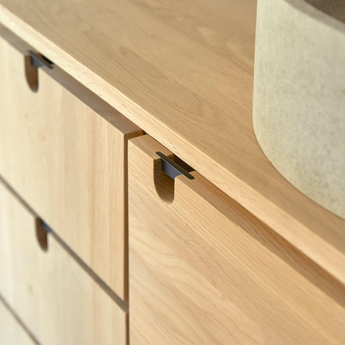 AUFBEWAHRUNGSMÖBEL Jonàk Natur aus Eiche - Naturfarben, Holz (145/80/50cm) - Tikamoon