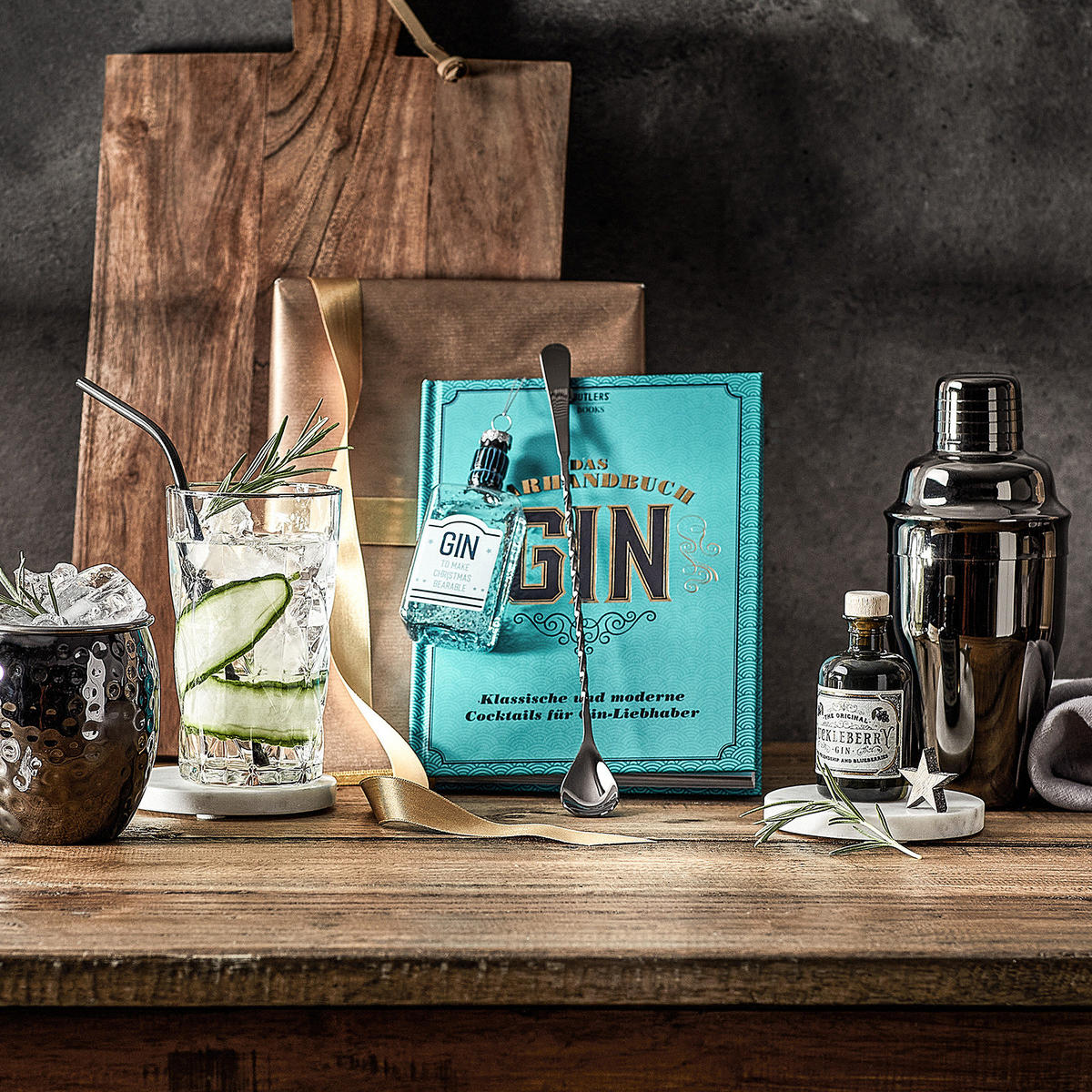 BAUMANHÄNGER Hang On Gin Flasche - Blau, Glas (4/11/3cm) - Butlers