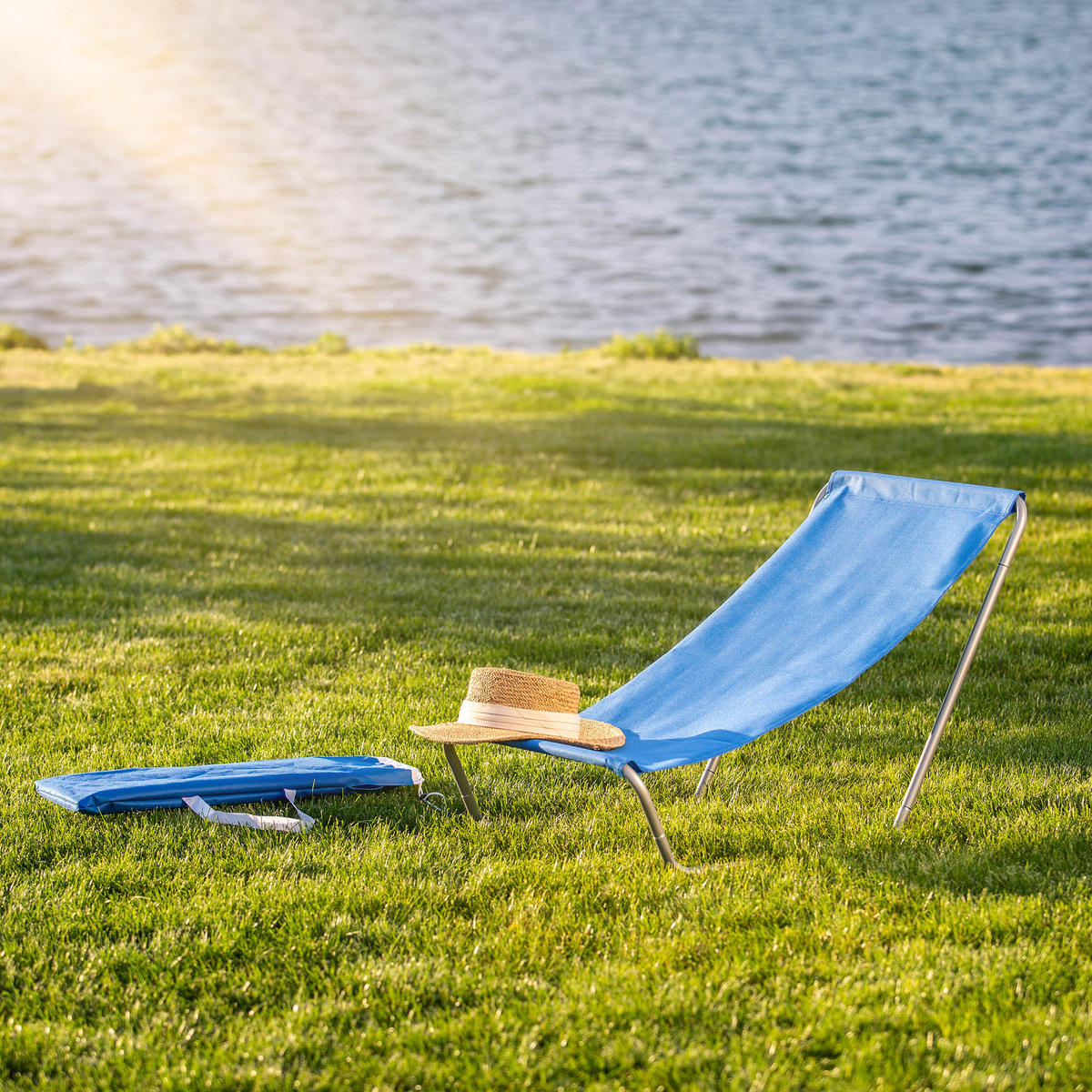 STRANDLIEGE mit Bezug, Blau - Blau, Metall (51/96cm) - KADAX