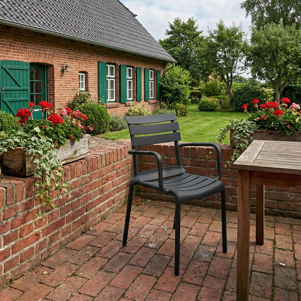 GARTENSTUHL Karl Armlehne 57x57x82cm Kunststoff Schwarz Stapelstuhl - Schwarz, Kunststoff (57/82/57cm) - DELUKE