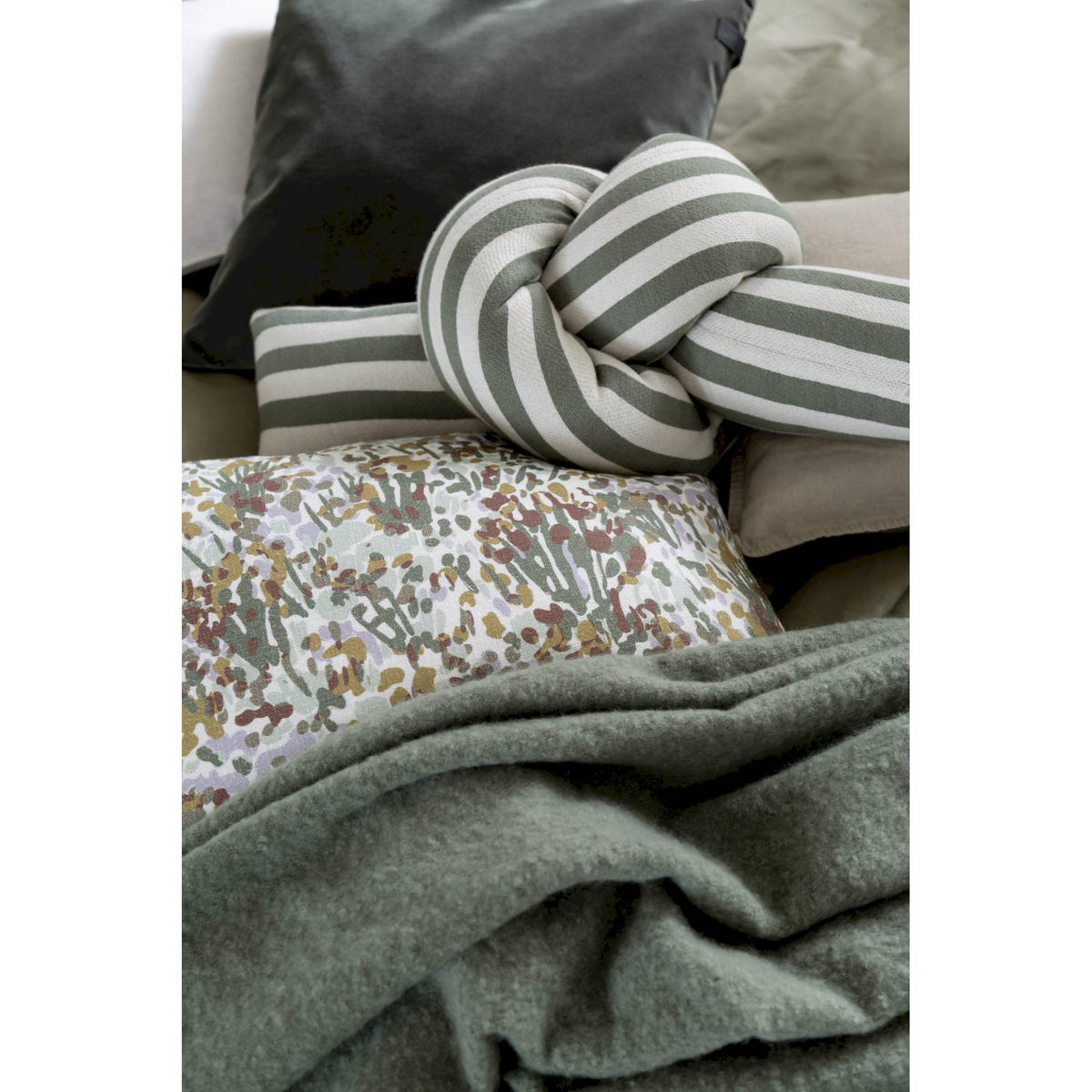KISSENHÜLLE JARDIN - Grau, Textil (58/38cm) - Schöner Wohnen