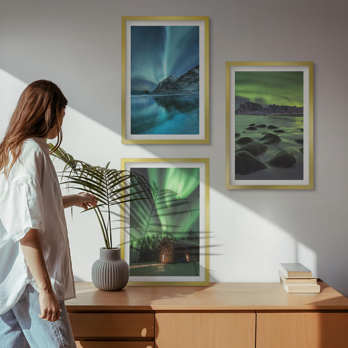 WANDBILDER 3er Set - 40x60 cm Goldrahmen - Winterlandschaften, Nordlichter, Berge - Goldfarben, Kunststoff (40/60cm) - ArtPrintCave