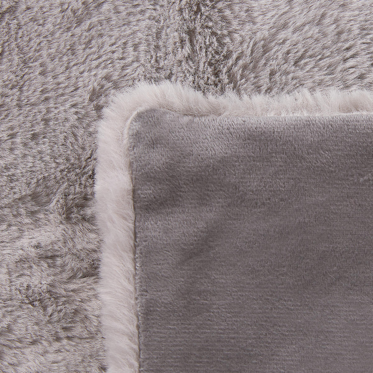 DECKE Hellgrau Chaab 200/220 cm - Hellgrau, Textil (200/220cm) - Beliani