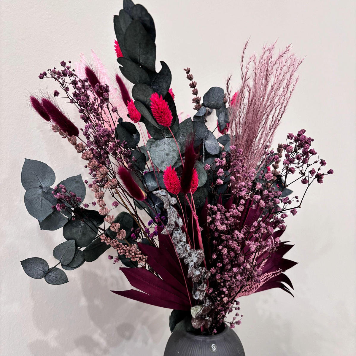 TOUCH of Berry: Zeitlose Eleganz in Beerentönen - Trockenblumenstrauß fürs ganze Jahr - 50 cm / beere - Beere, Naturmaterialien (50cm) - Lykke & You