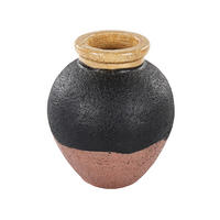 DEKOVASE Terrakotta schwarz Daulis - Schwarz, Stein (31cm) - Beliani