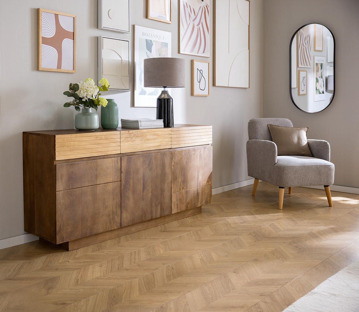 MASSIVES SIDEBOARD mit 3 Türen - Mango - Naturfarben, Holz (170/77/40cm) - home24