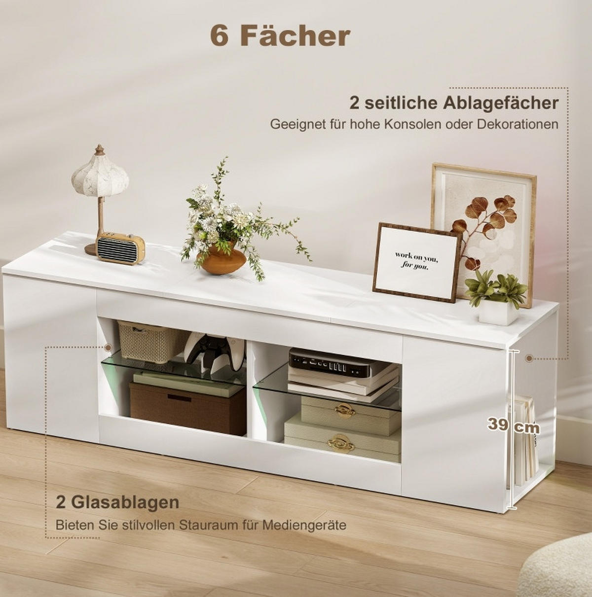 TV ormarić 140 cm bijeli od iverice i stakla sa 6 pretinaca - bijela, staklo (140/42.5/35cm) - OKWISH