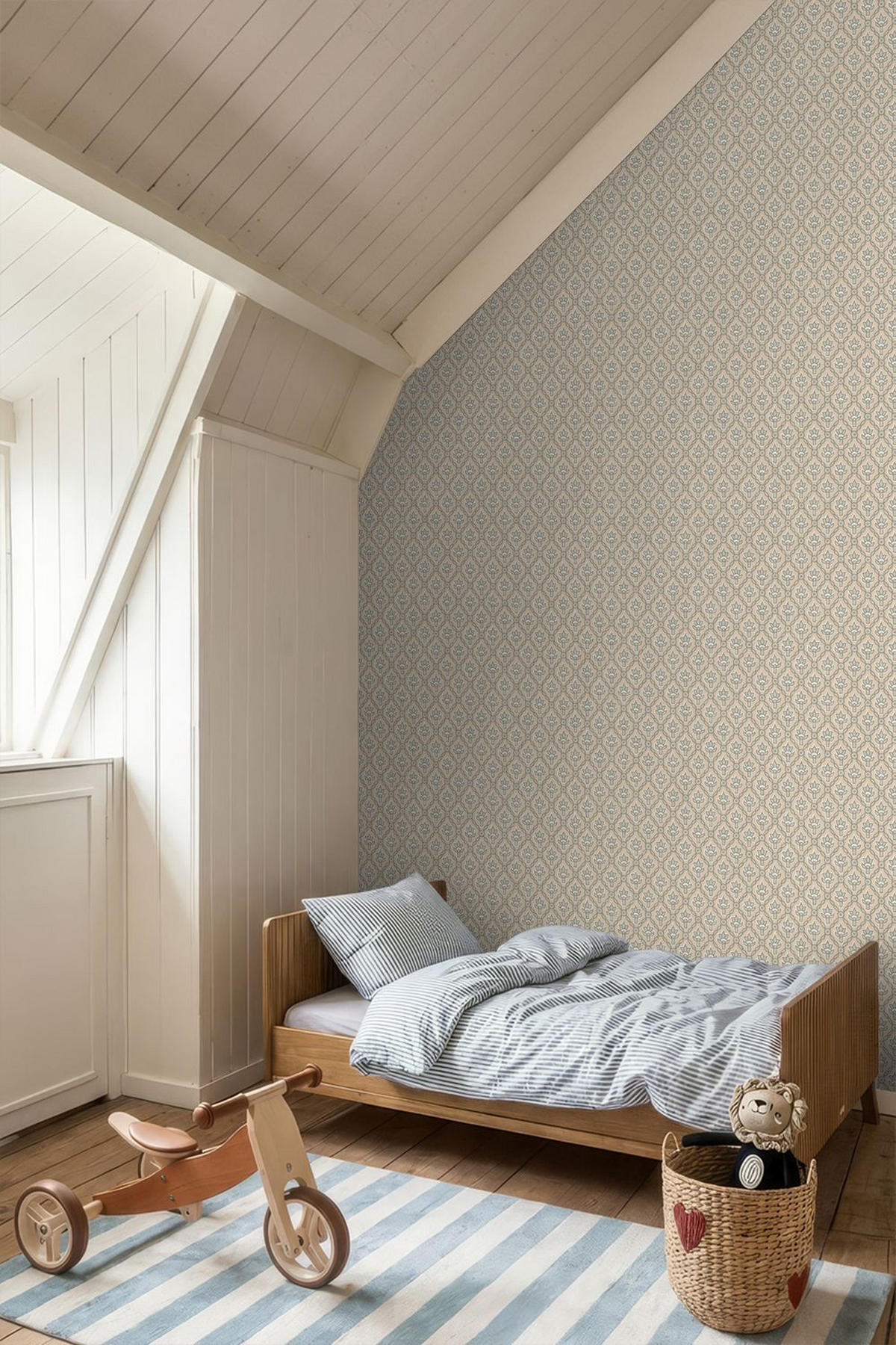 TAPETE Blumenmuster 50 x 900 cm - Blau, Papier (50/900cm) - ESTAhome