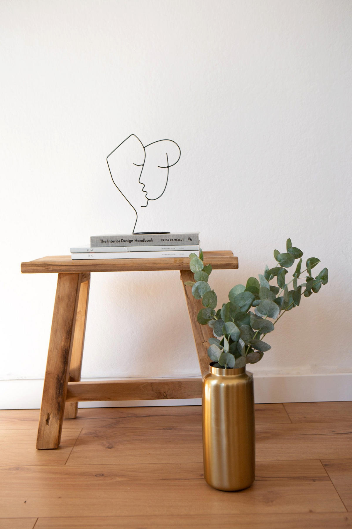 VASE Uzun in Gold Ø10/H25 cm - Goldfarben, Metall (25cm) - LaLe Living