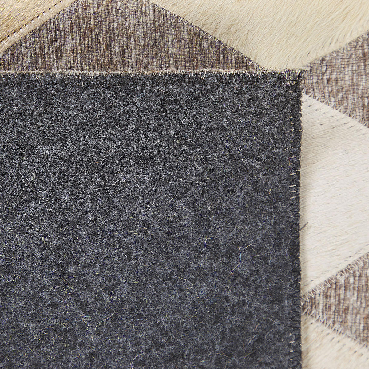 PATCHWORK-TEPPICH Seslice 200/140 cm - Beige, Fell (140/200cm) - Beliani
