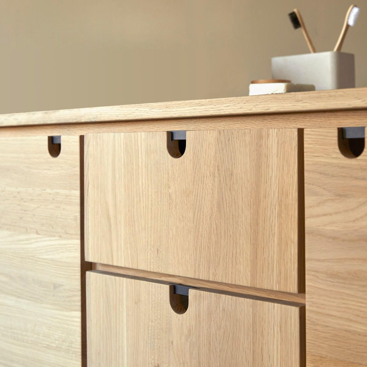 AUFBEWAHRUNGSMÖBEL Jonàk Natur aus Eiche - Naturfarben, Holz (145/80/50cm) - Tikamoon