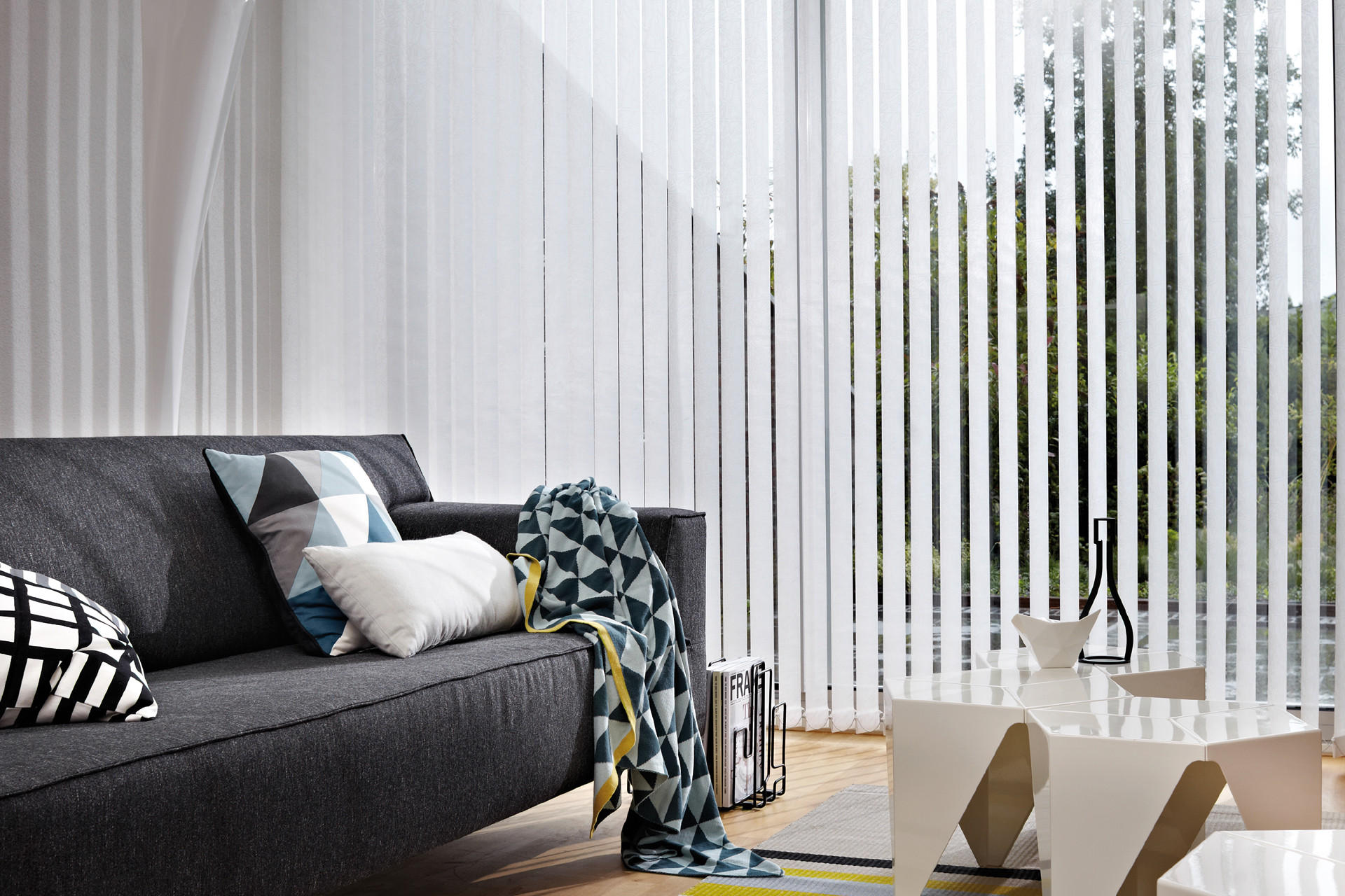 deko grau Die 120 besten Ideen zu Wohnzimmer weiß Lederfarbe:WO - New Red main image 0