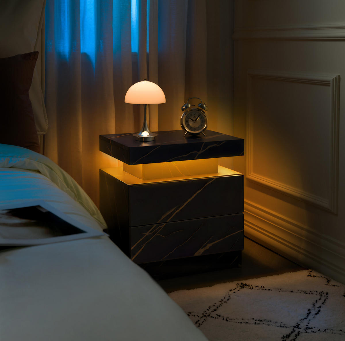 NACHTTISCH 50/53/36 cm mit LED-Beleuchtung in Schwarz/Gold – mit 2 Schubladen & offenem Fach - Schwarz, Holzwerkstoff (53/36/50cm) - BEAOK