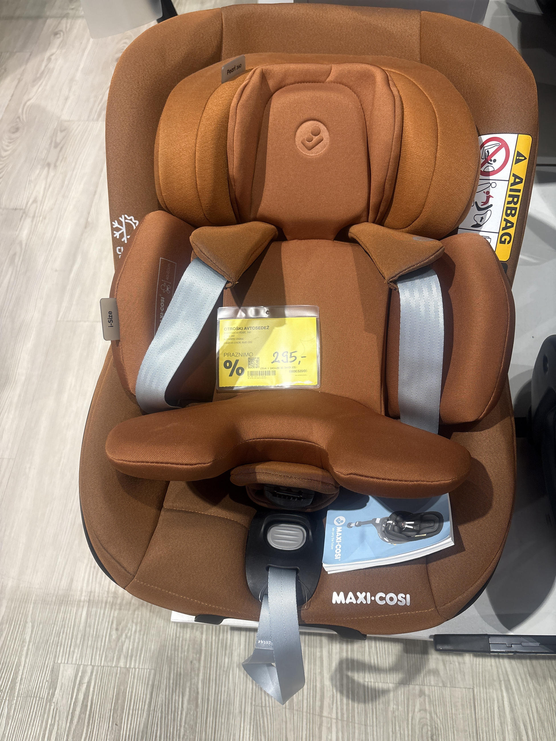 otroški avtosedež pearl 360 konjak barve - Maxi-Cosi
