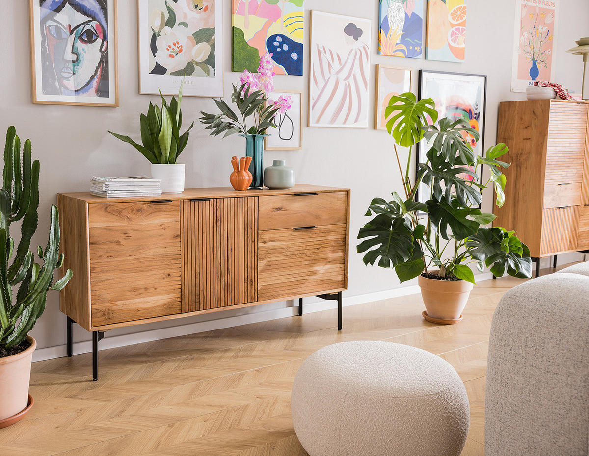 SIDEBOARD - Akazie massiv / Schwarz - Schwarz/Akaziefarben, Holz (155/82/42cm) - home24