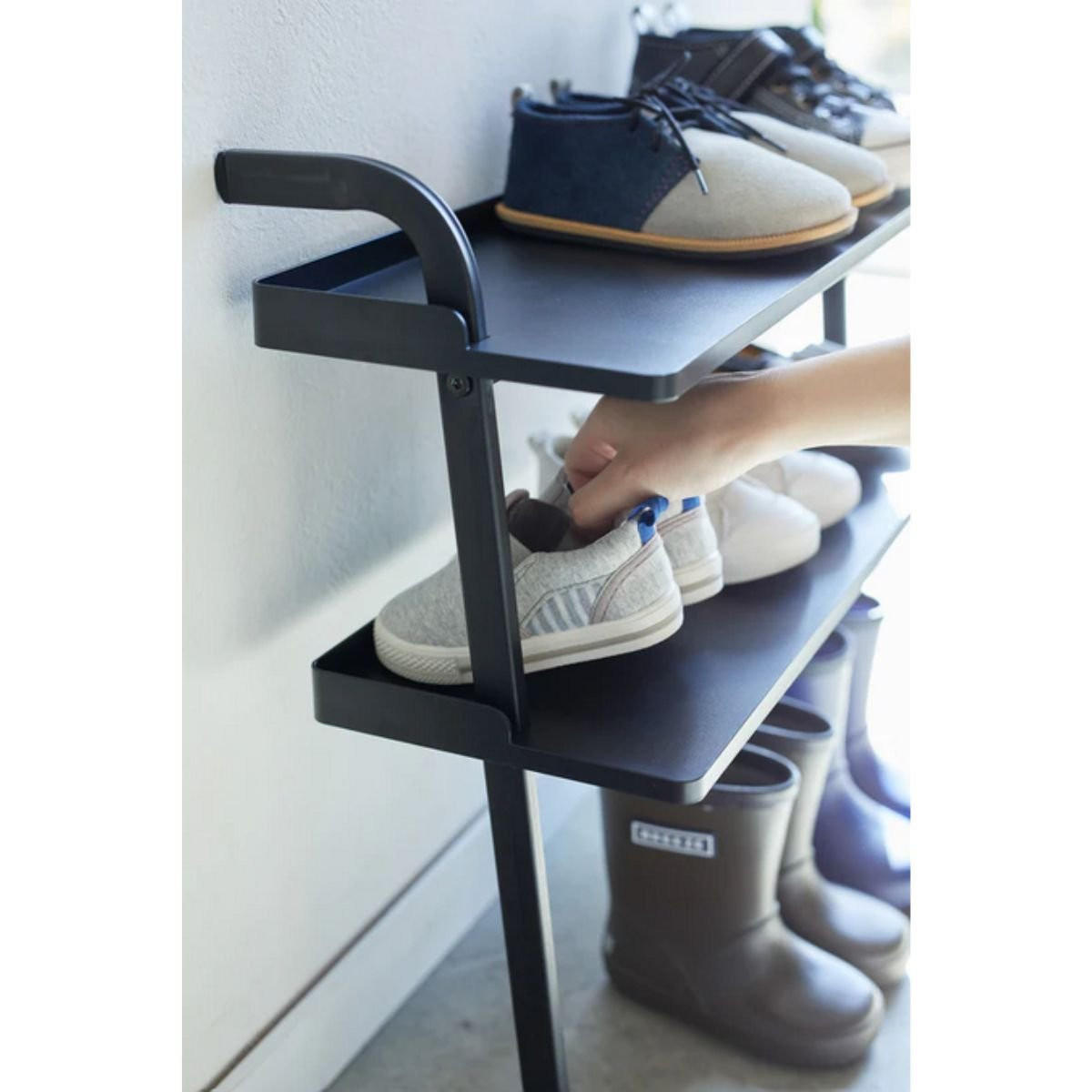 PRAKTISCHES Kinderschuhregal YAMAZAKI Tower 5046 in Schwarz - Schwarz, Metall (50/48/22cm) - Yamazaki