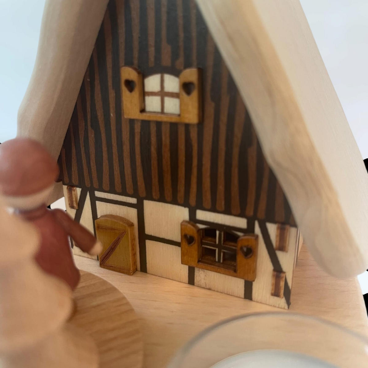 PYRAMIDE mit Räucherhaus für 3 Teelichter 19/19/23 cm - Multicolor, Holz (19/23/19cm)