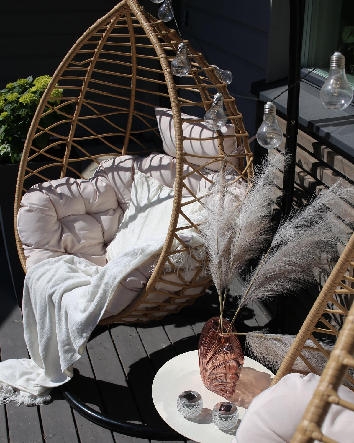 HÄNGESESSEL mit Gestell PE Rattan natürlich 97 cm Arsita - Beige, Kunststoff (100/199/97cm) - Beliani