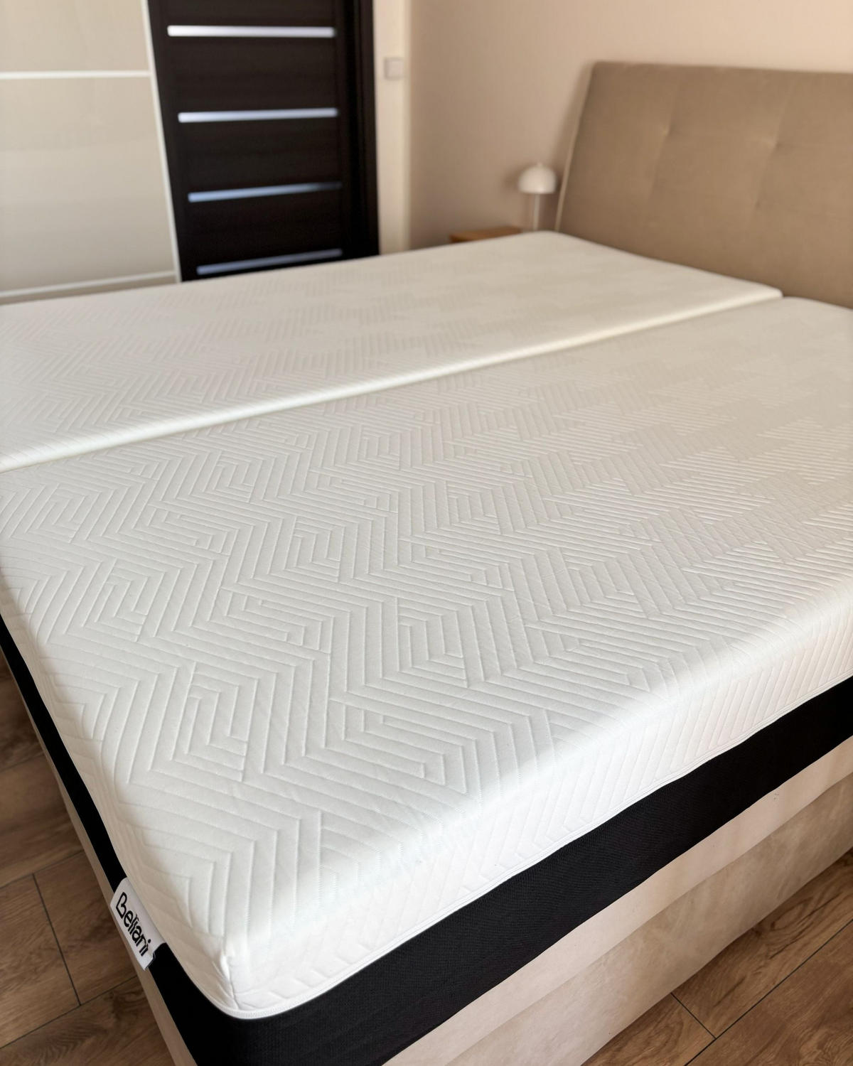 LATEXOVÁ MATRACE S PAMĚŤOVOU PĚNOU H2/3 Střední 90/200 cm Treasure - bílá, textil (90/200cm) - Beliani