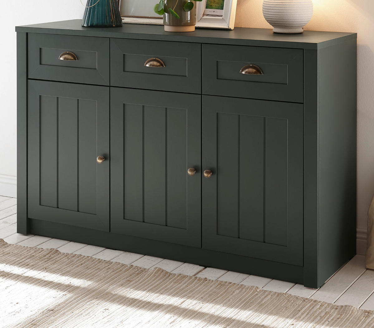 SIDEBOARD grün Landhaus 130 x 86 cm, Kommode mit viel Stauraum - Chromfarben/Schwarz, Holzwerkstoff/Kunststoff (130/86/43cm) - Furn.Design
