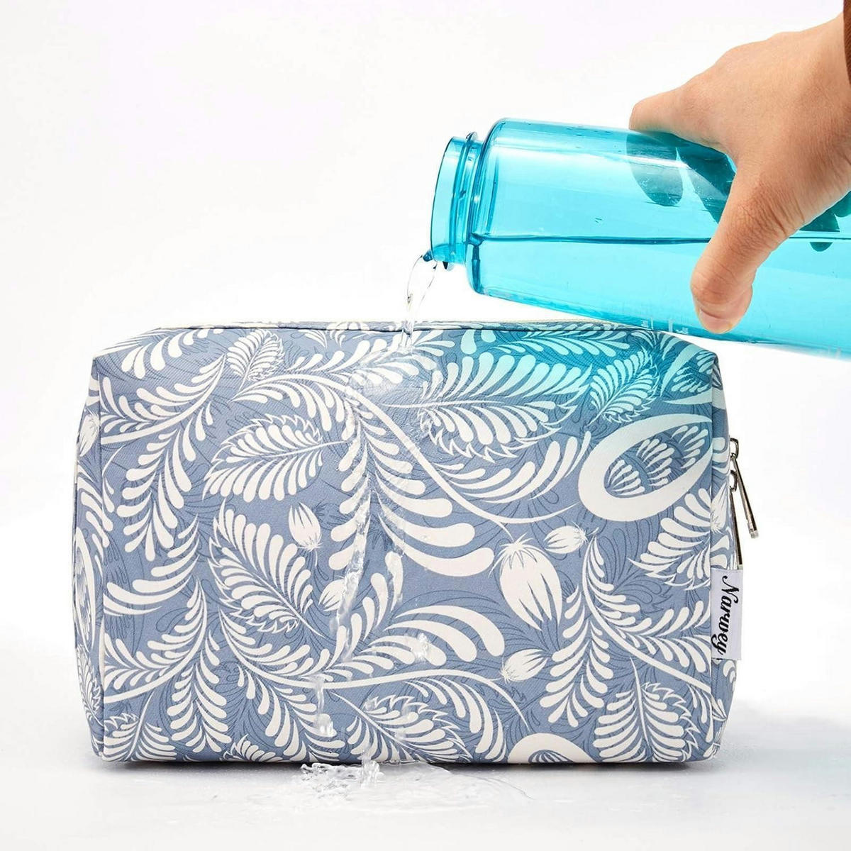 KULTURTASCHE Blaues Blatt 22 x 15 x 10 cm - Multicolor, Textil (17/9.9/22.9cm)
