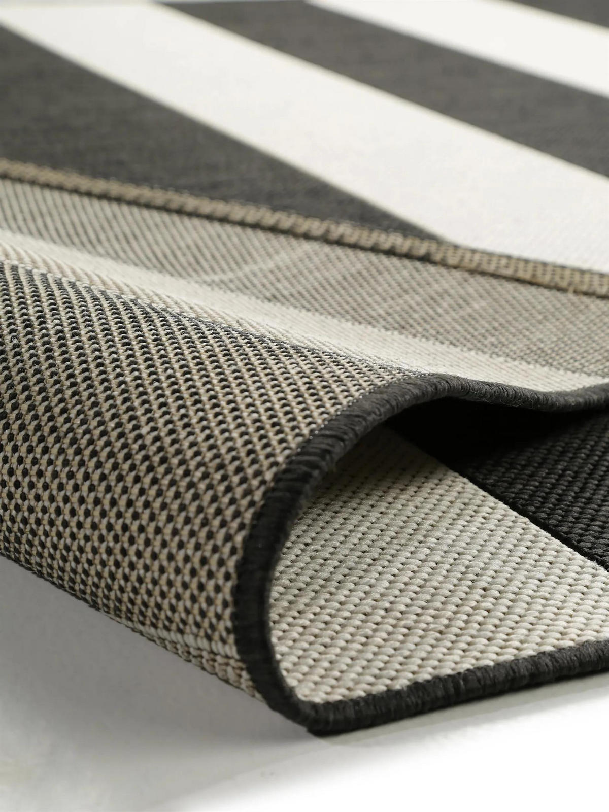 OUTDOORTEPPICH Metro Schwarz 120x170 cm - Schwarz, Kunststoff/Textil (120/170cm) - benuta Nest