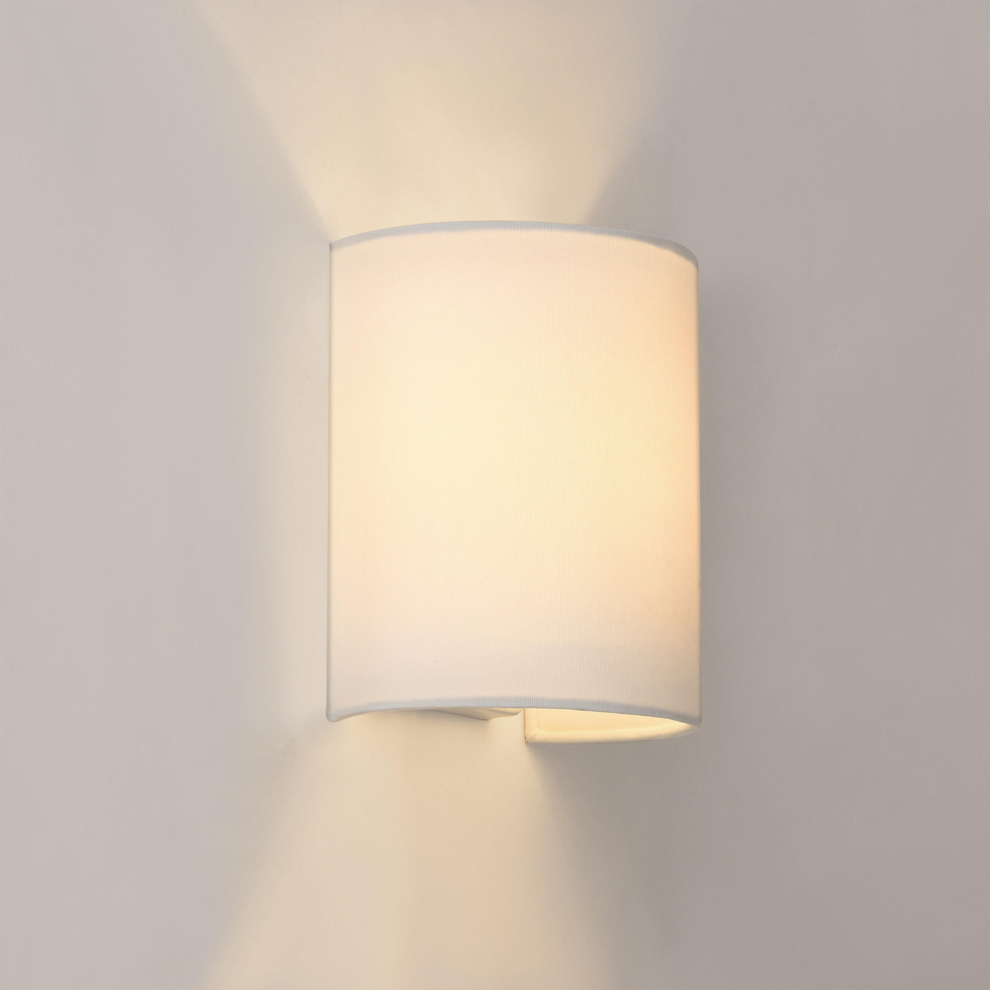 WANDLEUCHTE Brüssel - Weiß, Textil (13/18/20cm) - lux.pro