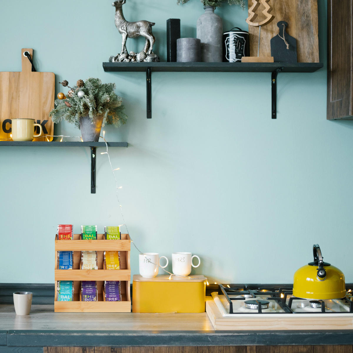 TEE-ORGANIZER - Hellbraun, Holz/Holzwerkstoff (27/24/17.5cm) - Relaxdays