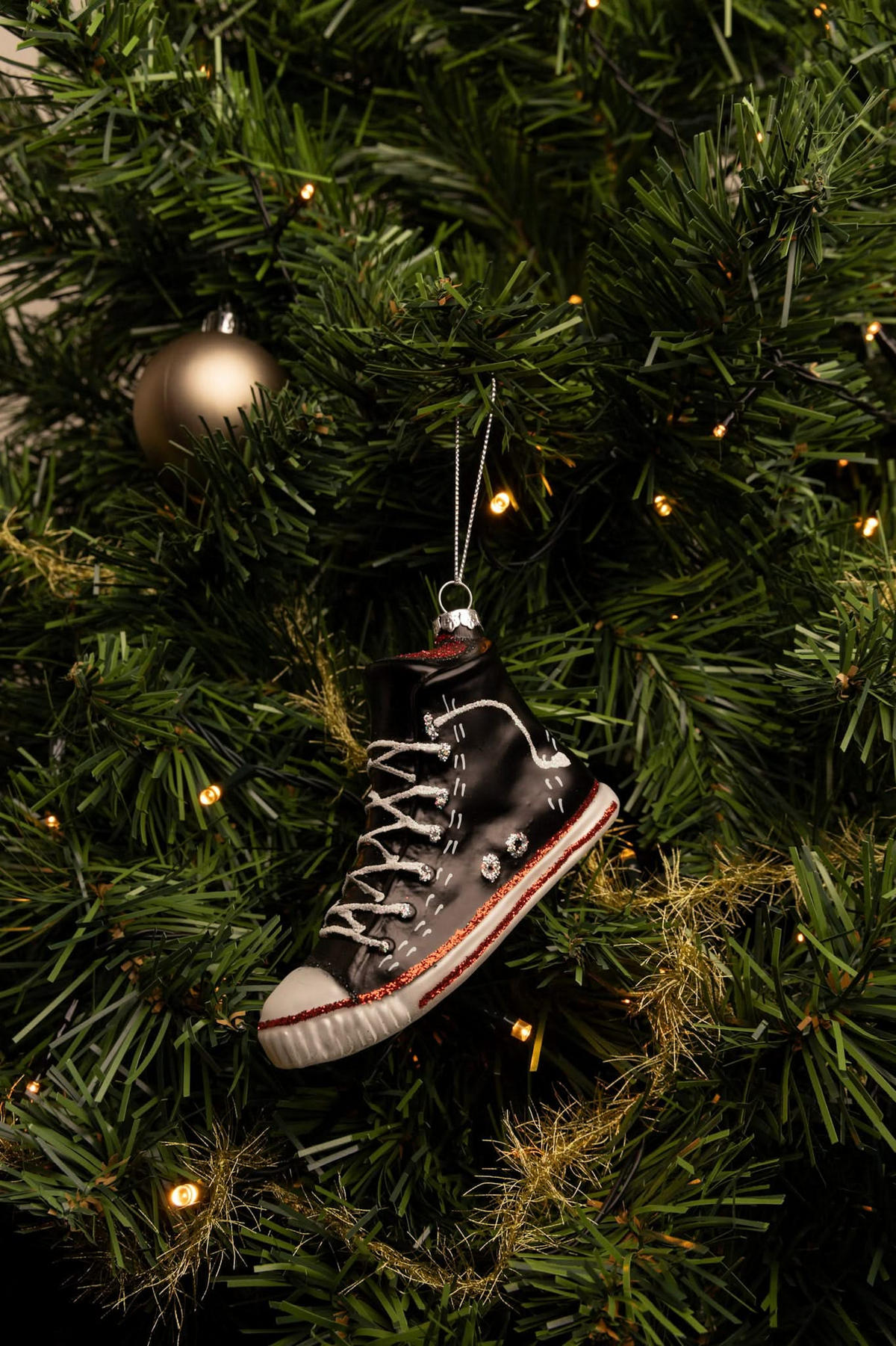 WEIHNACHTSKUGEL Sneaker Schwarz 11 cm - Schwarz, Glas (5/8/1cm)