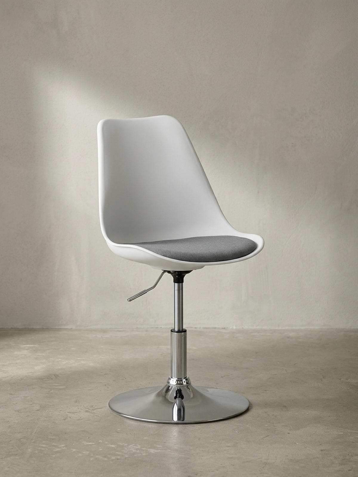 DREHSTUHL Kunstleder Trompetenfuß Chromgestell, Grau 46x46x88 cm - Silberfarben/Grau, Textil/Metall (46/88/46cm) - KADIMA DESIGN