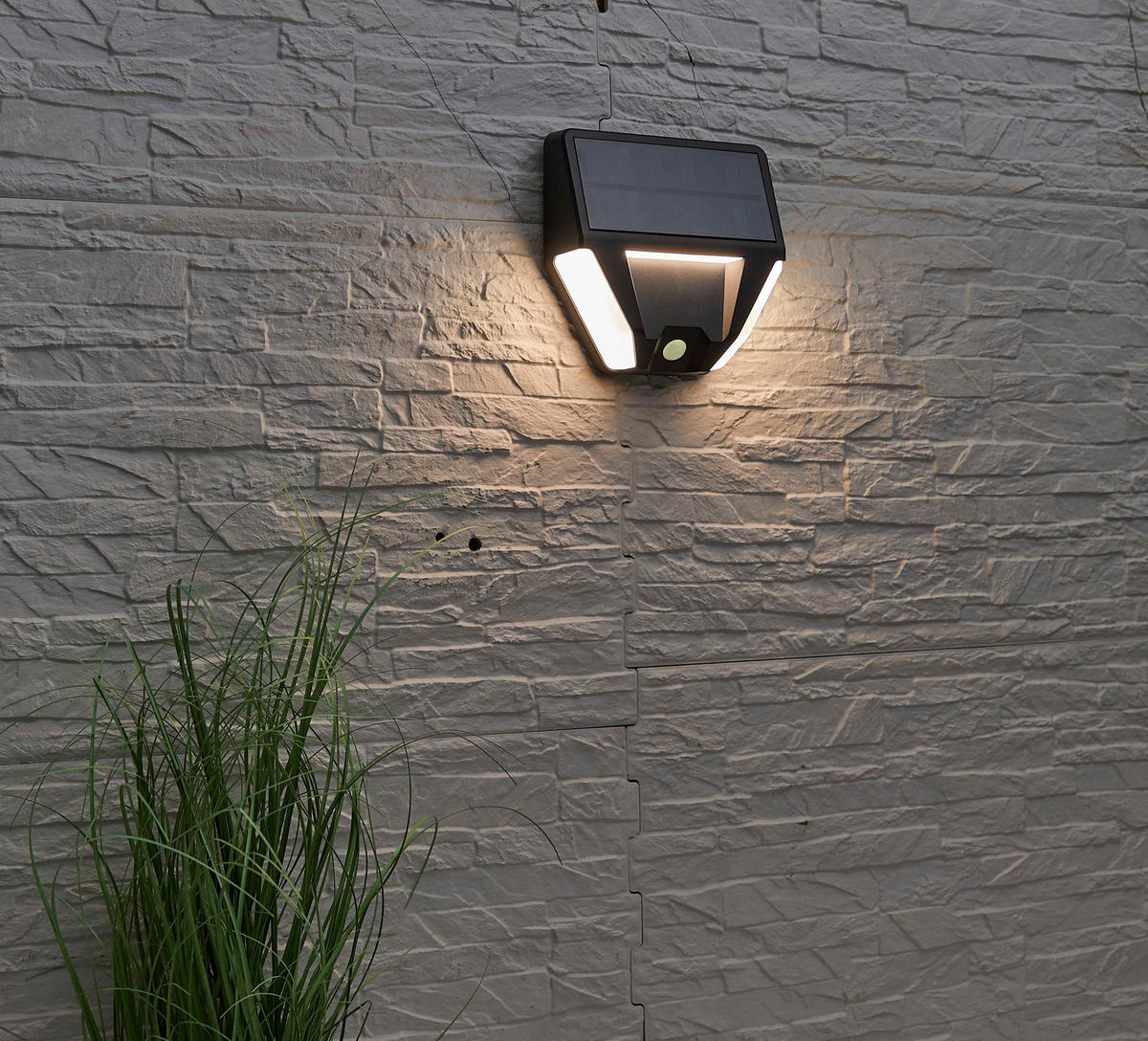 LED-WANDLEUCHTE Solar Außenbereich Dämmerungssensor 45 Auslösungen Nachtlicht - Schwarz, Kunststoff (16/16/5.2cm) - Northpoint