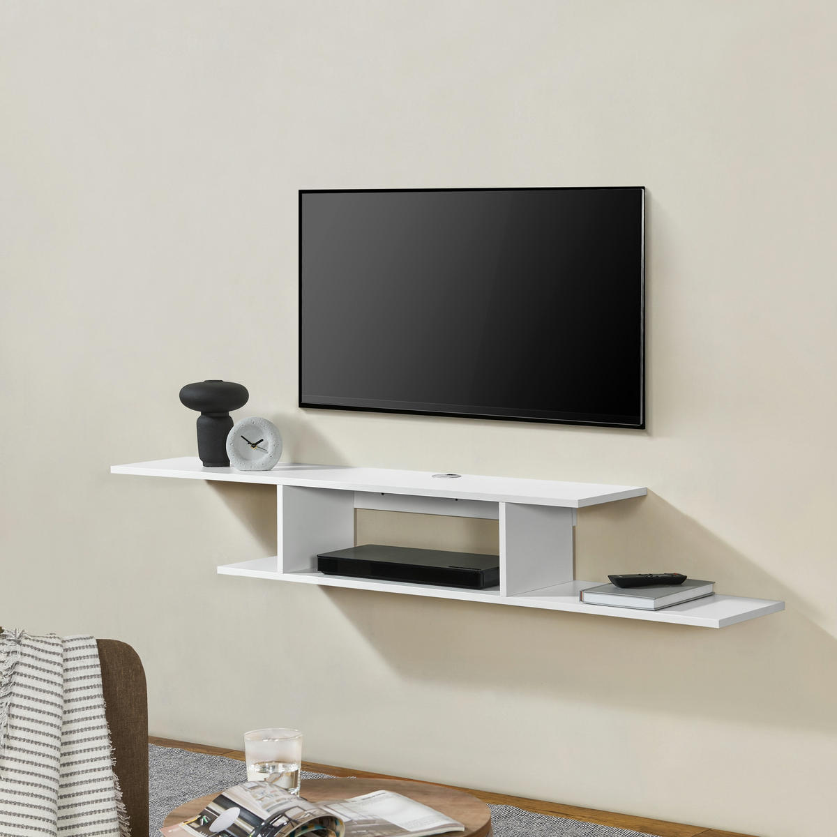 TV-WANDREGAL Støvring - Weiß, Holzwerkstoff (150/21/25cm) - [en.casa]